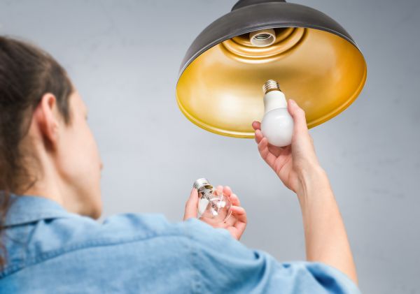 Cost of Light Bulb Replacement in Jackson