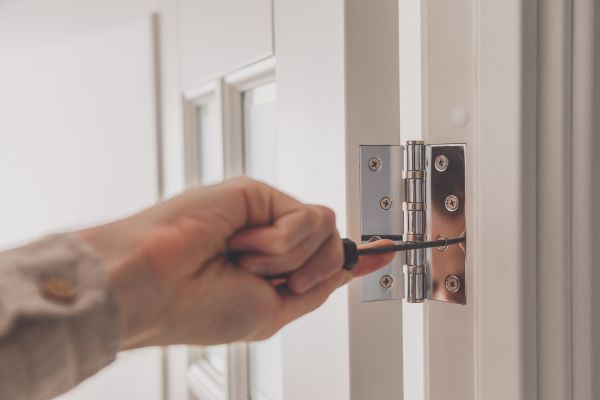 Cost of Hinge Repair in Jackson