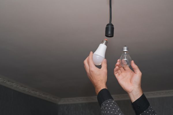 Cost of Light Bulbs Replacement in Jackson