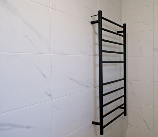 Cost of Towel Rack Installation in Jackson